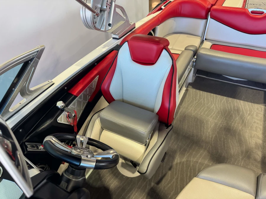 2016-mastercraft-x-star-147890-image21