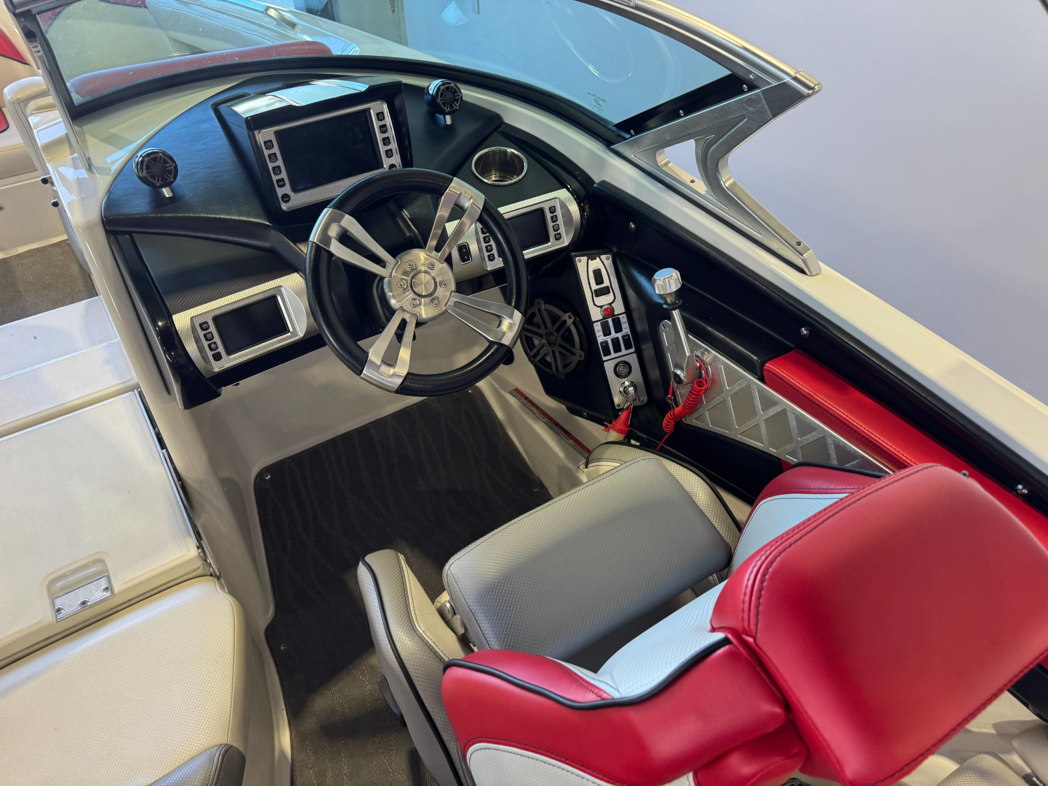 2016 MasterCraft XSTAR