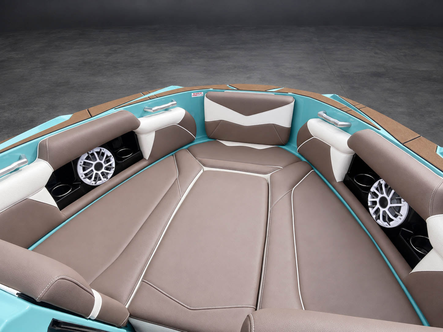 2027 Supreme Boats S240