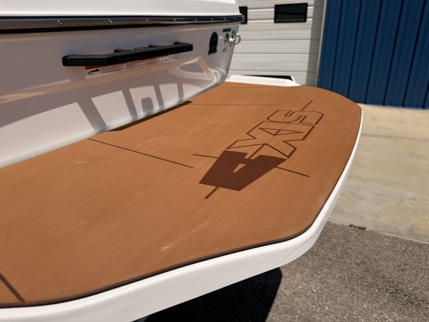 2026 Axis Wake Research A245