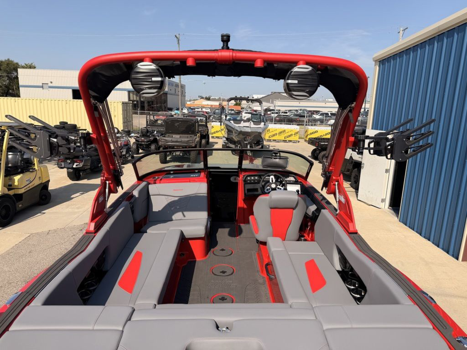 2027 Mastercraft NXT22