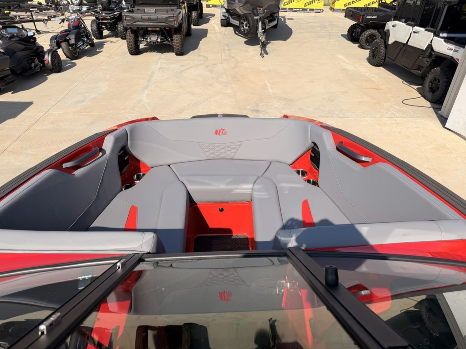 2027 Mastercraft NXT22