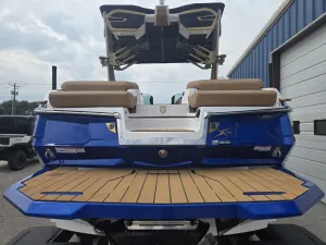 2027-mastercraft-x22-147901-image14