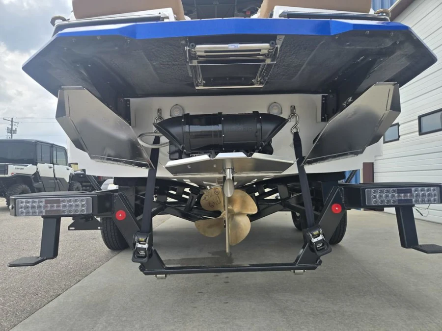 2027-mastercraft-x22-147901-image18