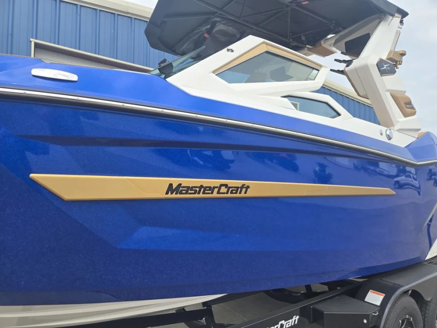 2027-mastercraft-x22-147901-image4