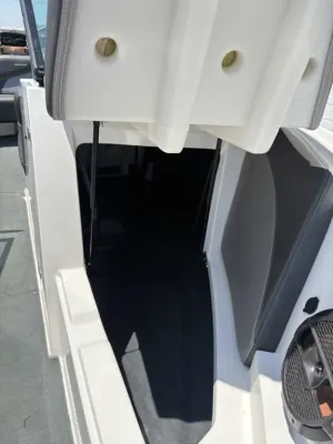 2018-mastercraft-xt21-147903-image15