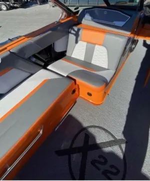 2019-mastercraft-x22-147905-image8