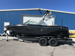 2021-mastercraft-xt21-147906-image1