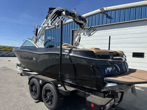 2021-mastercraft-xt21-147906-image8
