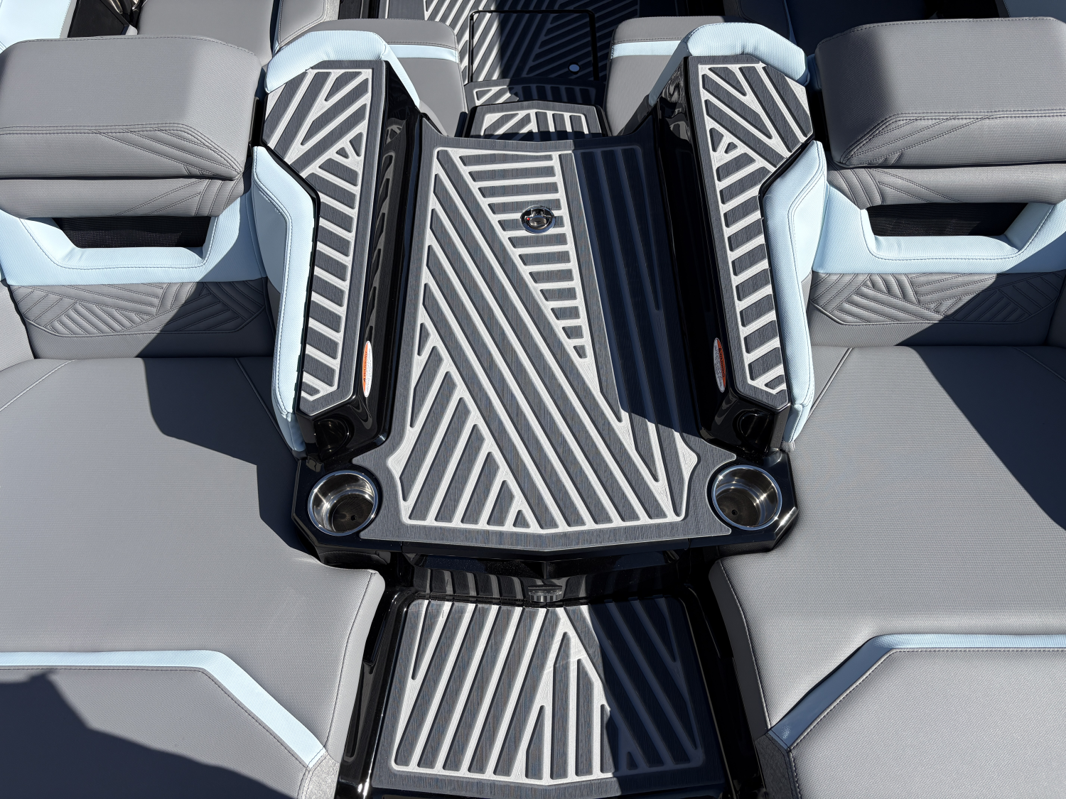 2027 MasterCraft XStar 23