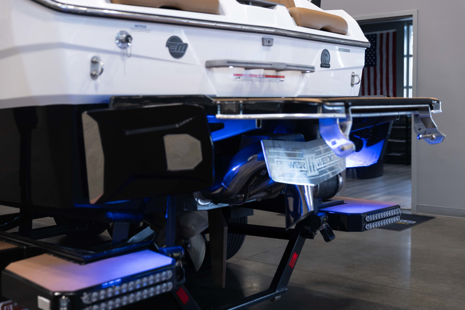 2023 Malibu Boats 25 LSV