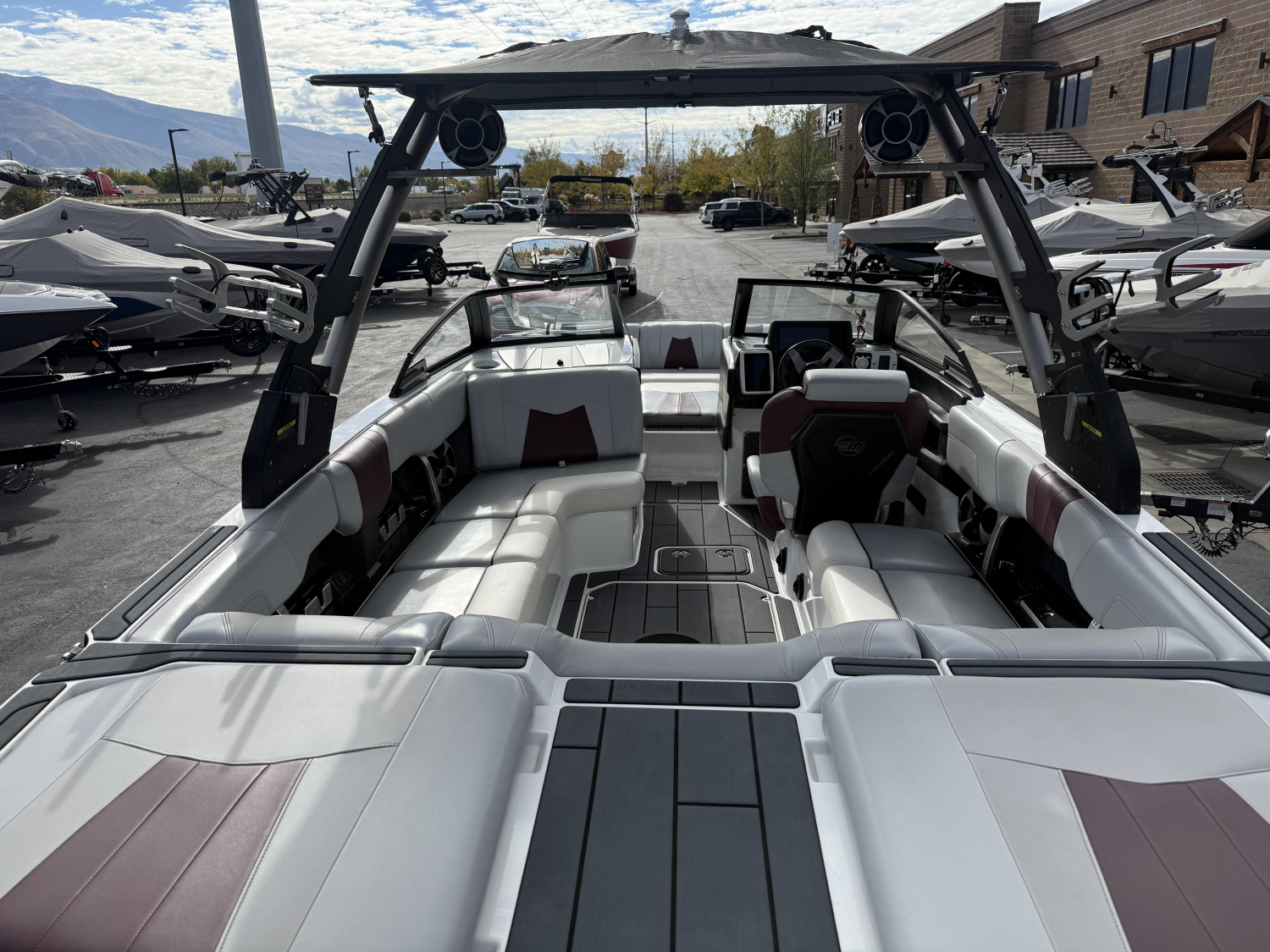 2020 Malibu Boats 23 MXZ