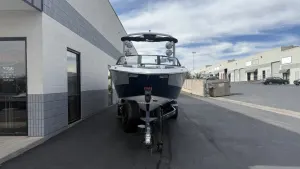 2023-malibu-wakesetter-26-lsv-147914-image2