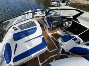2026 Malibu Response TXI Icon