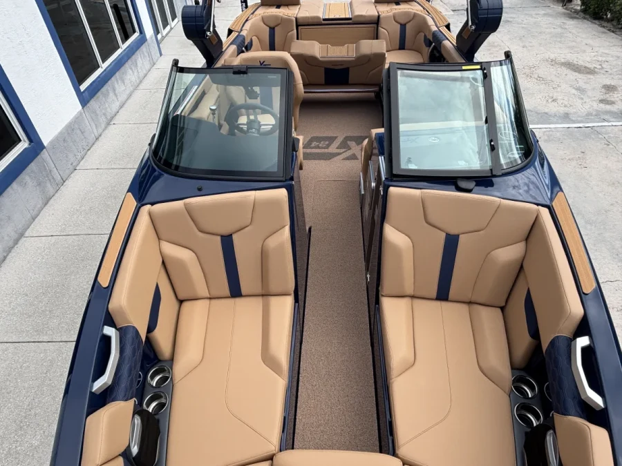 2026-mastercraft-xt24-147920-image11.webp