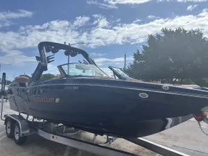 2026-mastercraft-xt24-147920-image3.webp