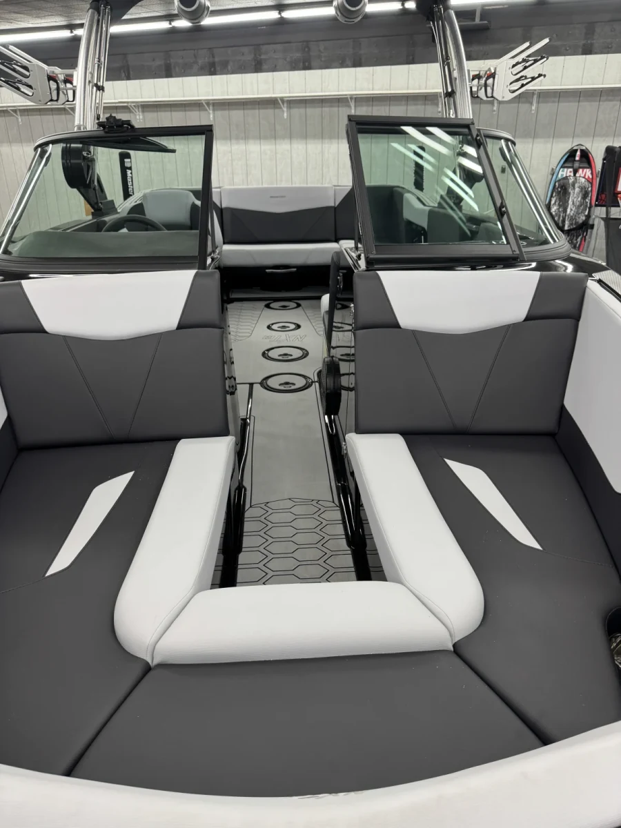 2025-mastercraft-nxt22-147925-image17.webp