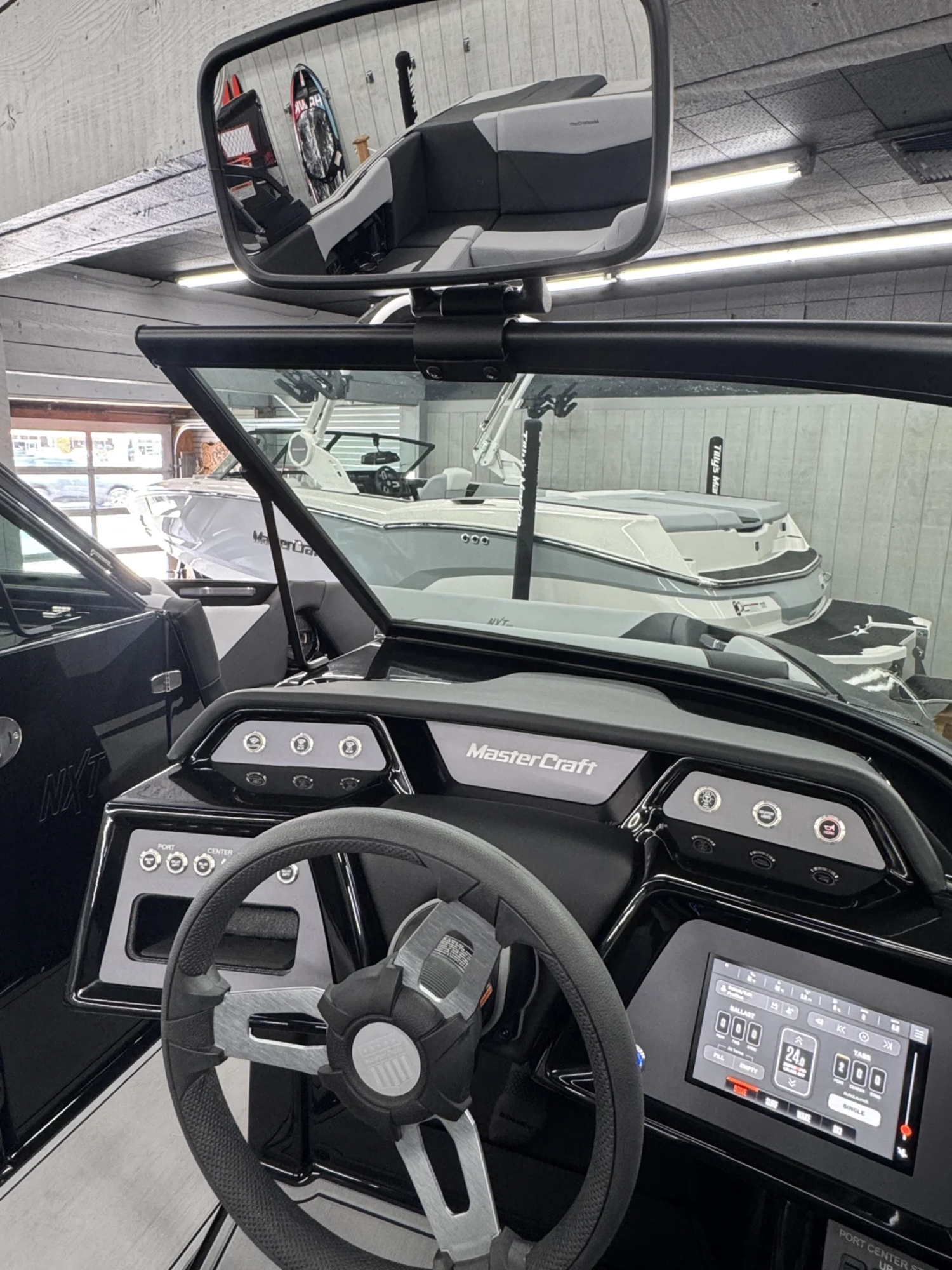 2025MASTERCRAFT NXT22