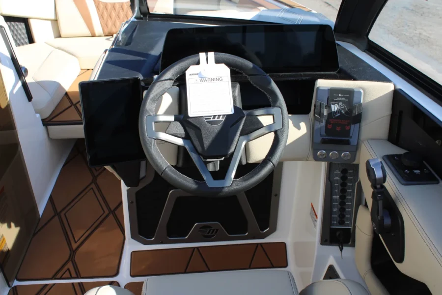 2027-malibu-m230-147926-image14.webp