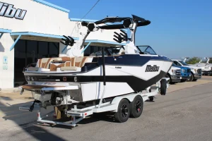 2027-malibu-m230-147926-image7.webp