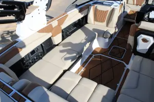 2027-malibu-m230-147926-image8.webp