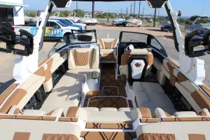 2027-malibu-m230-147926-image9.webp