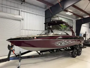 2007-malibu-wakesetter-23-lsv-147928-image1.webp