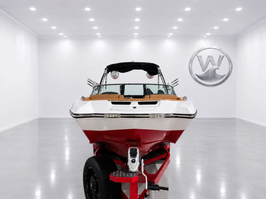 2019-mastercraft-x24-147952-image1.webp