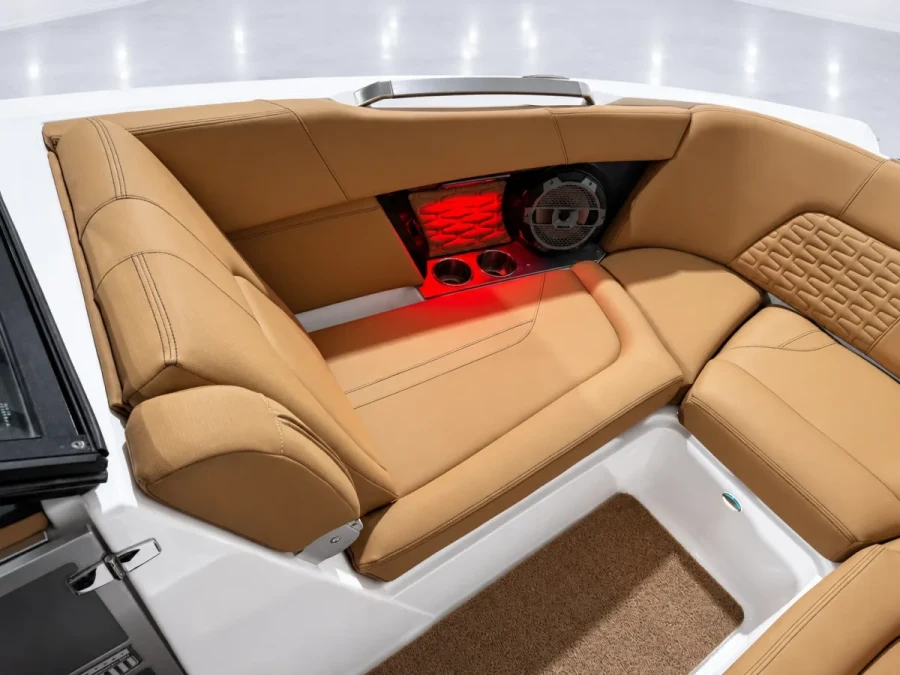2019-mastercraft-x24-147952-image10.webp