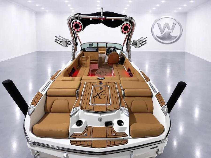 2019-mastercraft-x24-147952-image5.webp