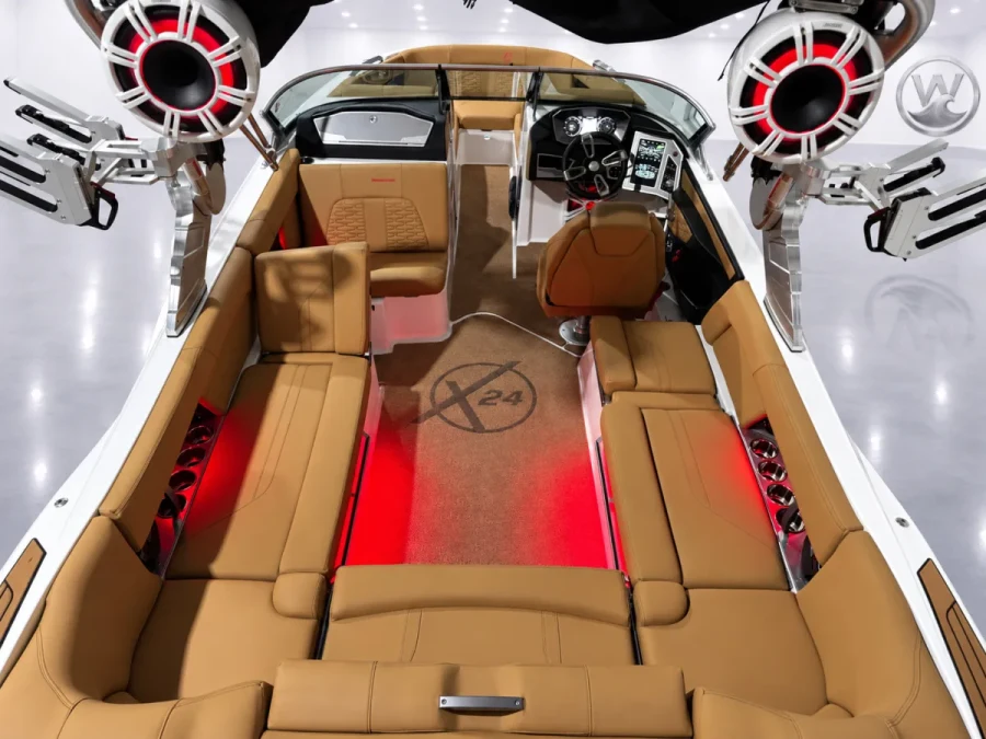 2019-mastercraft-x24-147952-image8.webp