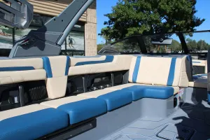 2027-malibu-wakesetter-25-lsv-147956-image12.webp
