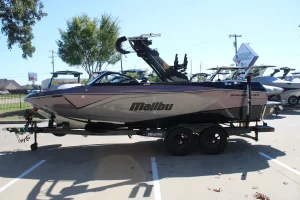2027-malibu-wakesetter-23-lsv-147957-image4.webp
