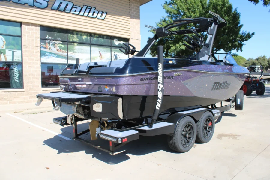 2027-malibu-wakesetter-23-lsv-147957-image7.webp