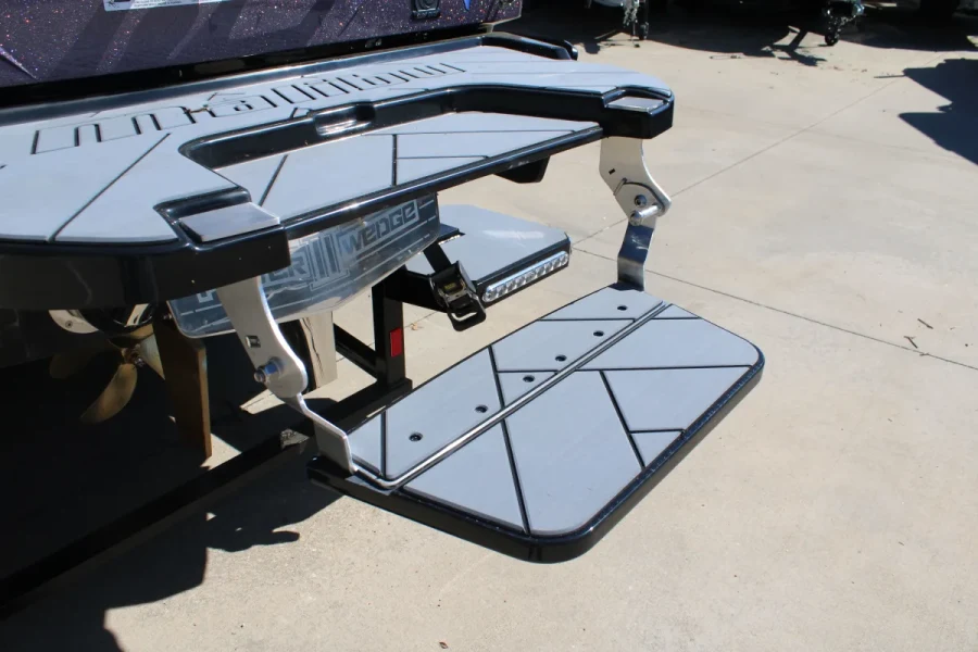 2027-malibu-wakesetter-23-lsv-147957-image8.webp