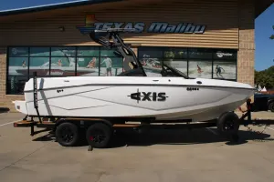 2027-axis-t220-147960-image0.webp