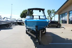 2019-axis-a22-147964-image2.webp