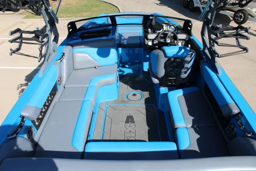 2019-axis-a22-147964-image8.webp
