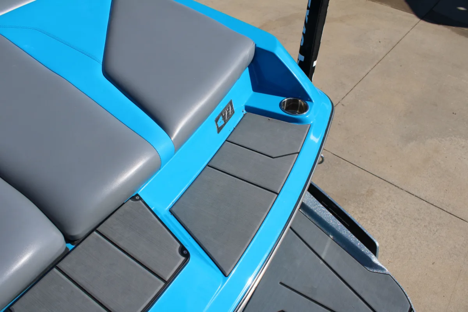2019 Axis A22