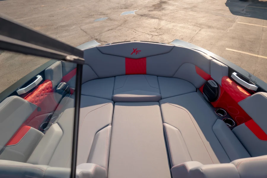 2027-mastercraft-xt24-147965-image11