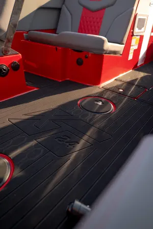 2027-mastercraft-xt24-147965-image17