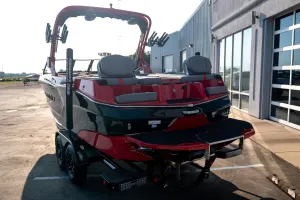 2027-mastercraft-xt24-147965-image6