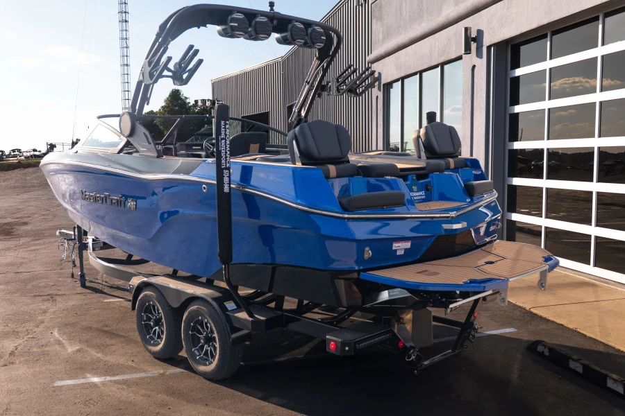2027-mastercraft-xt22-147966-image6