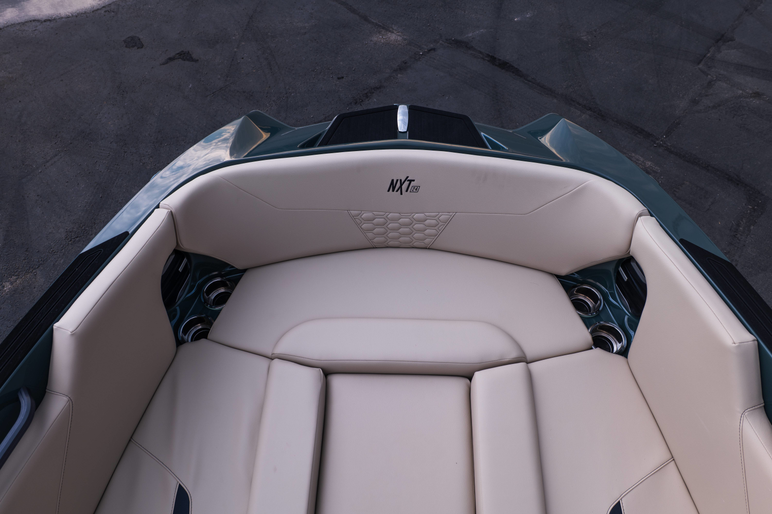 2027 MasterCraft NXT24