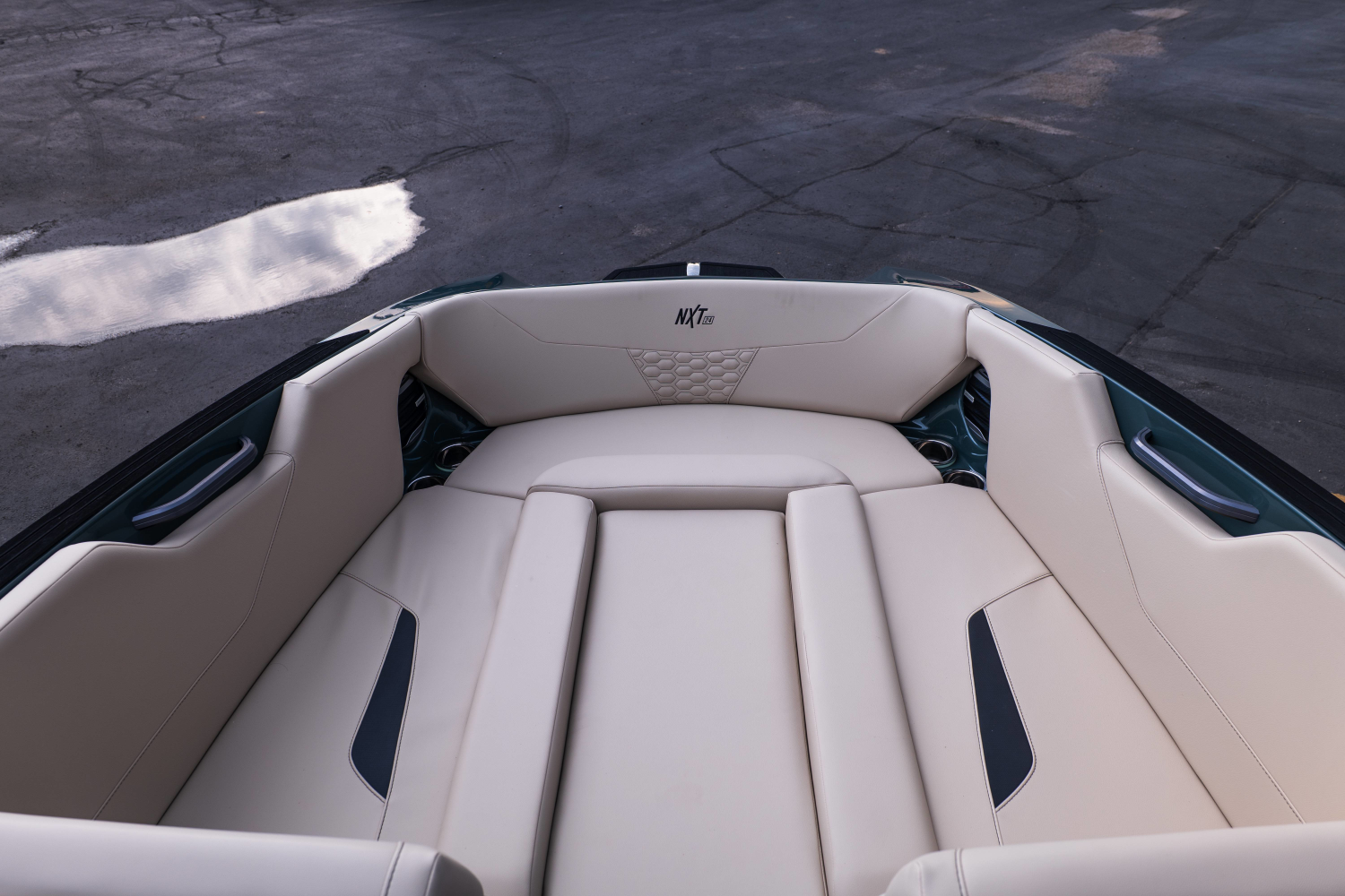 2027 MasterCraft NXT24