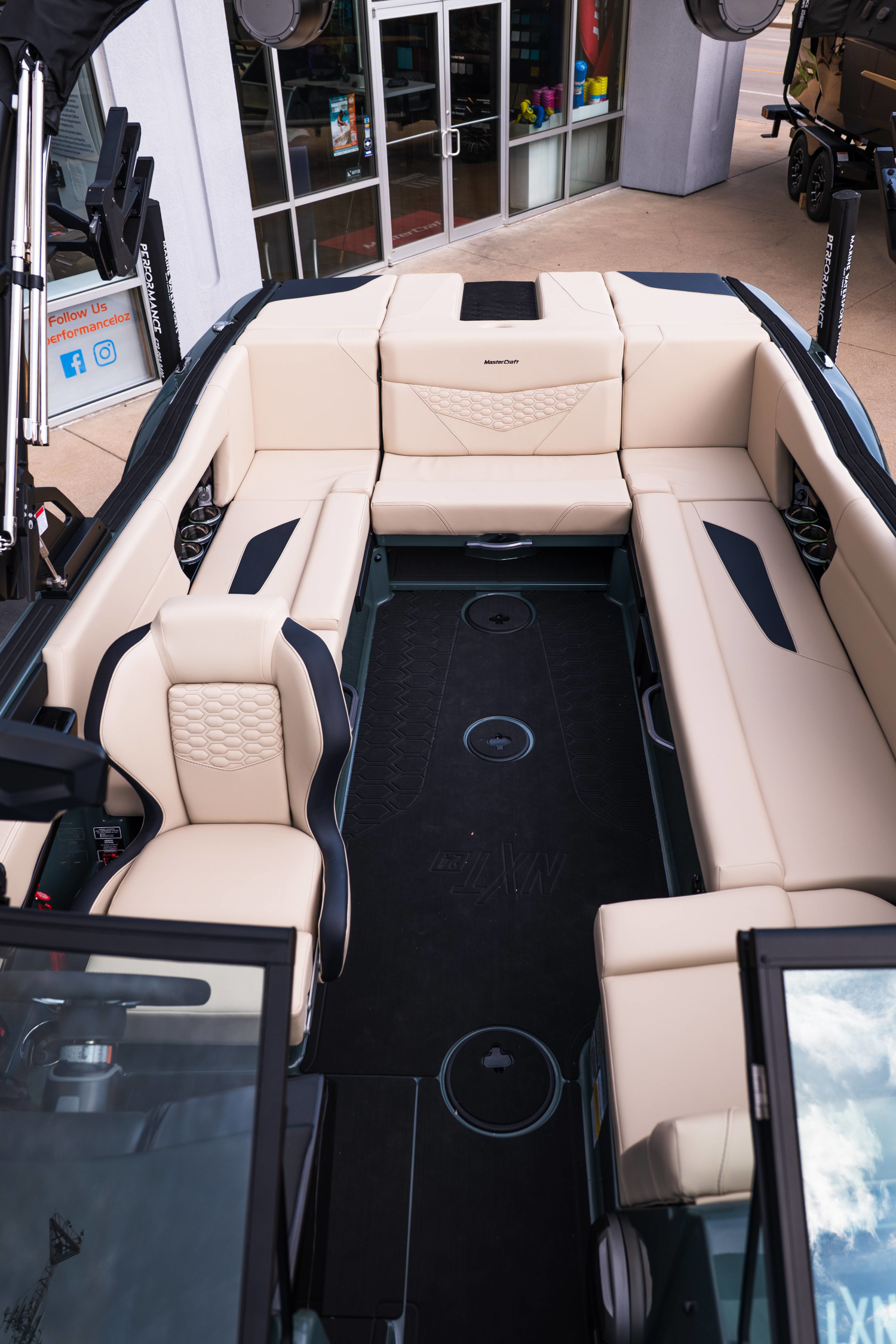 2027 MasterCraft NXT24