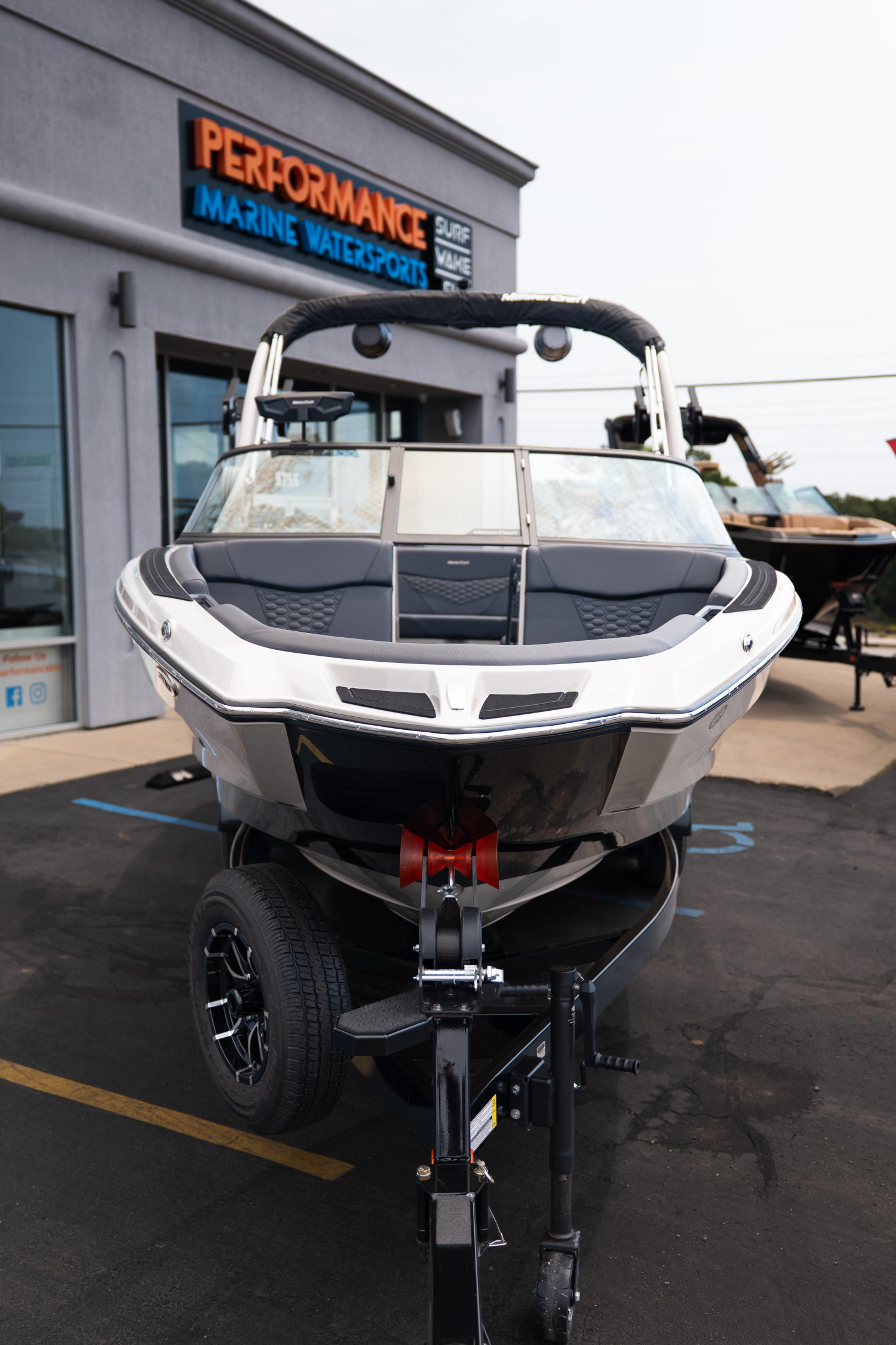 2027 MasterCraft NXT23