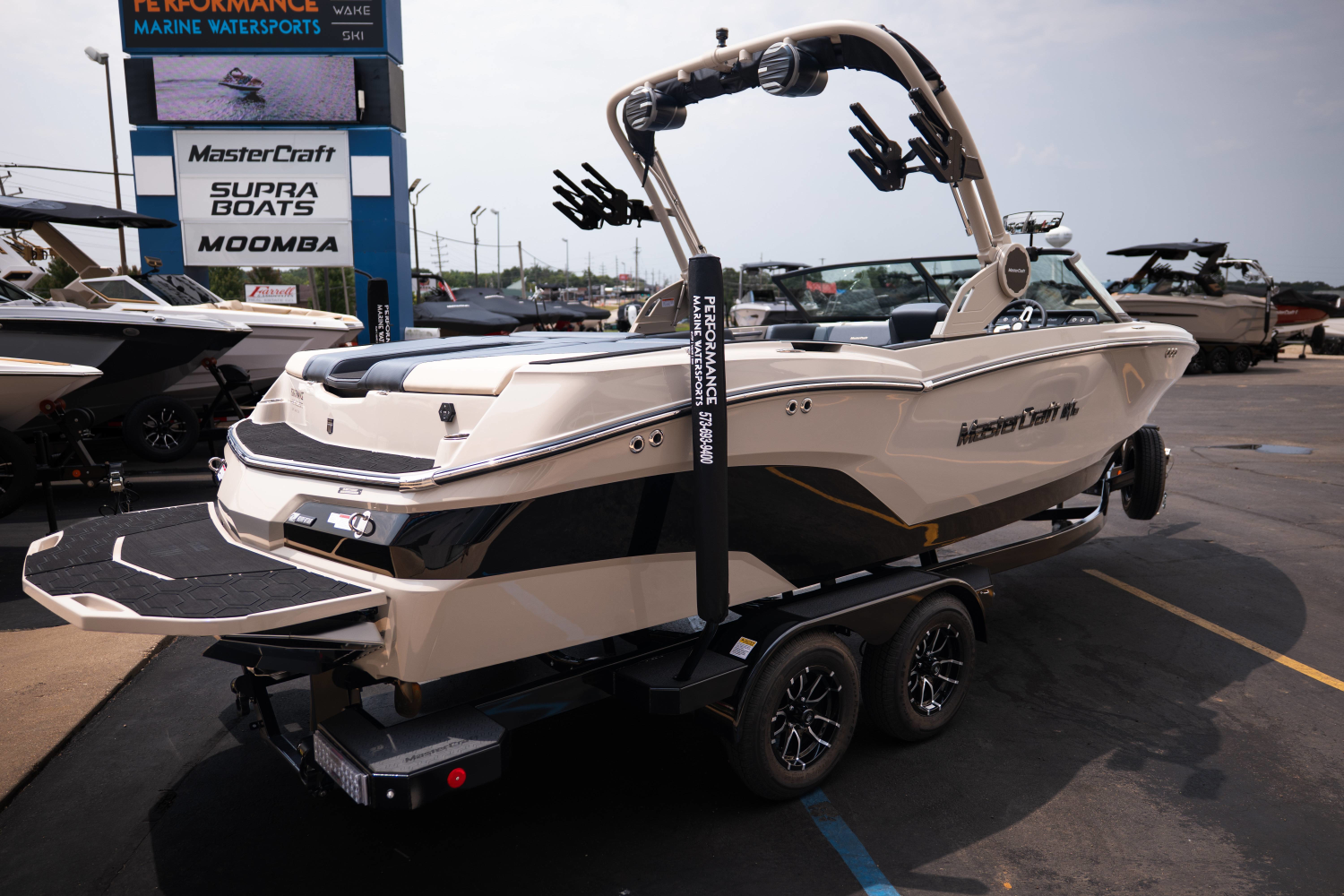 2027 MasterCraft NXT23