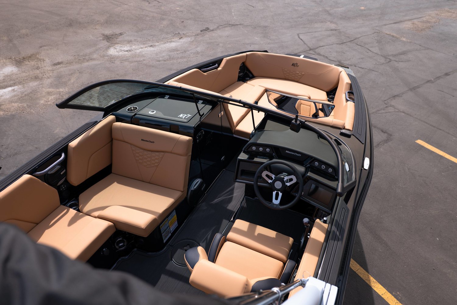 2027 MasterCraft NXT24