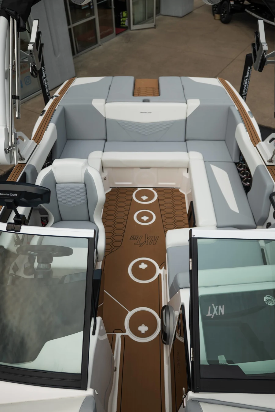 2027-mastercraft-nxt20-147970-image24